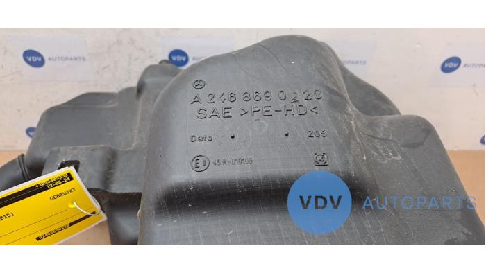 Front windscreen washer reservoir Mercedes B-Klasse