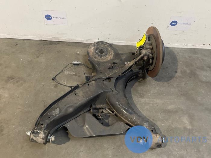 Knuckle, rear left Mercedes Vito