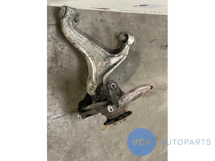 Knuckle, front right Mercedes AMG GT