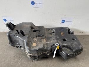 Gebruikte Tank adblue Mercedes GLC (X254) 2.0 300d 16V 4-Matic Prijs € 605,00 Inclusief btw aangeboden door Autoparts Van De Velde