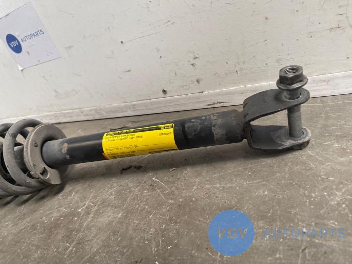 Stoßdämpfer links vorne Mercedes C-Klasse