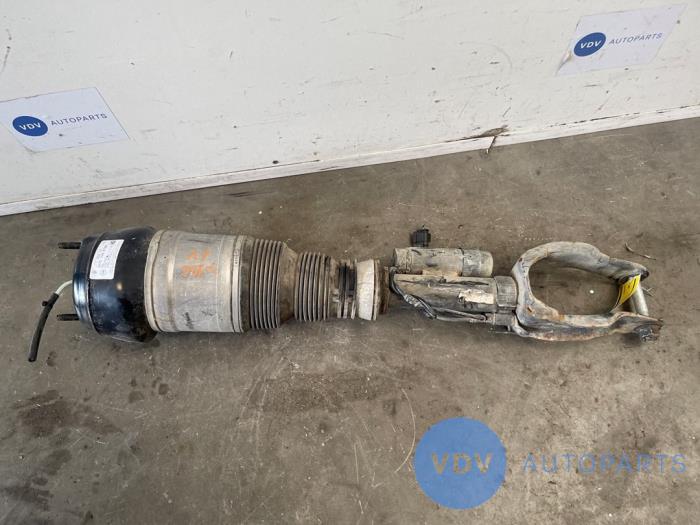 Fronts shock absorber, left Mercedes GLE-Klasse