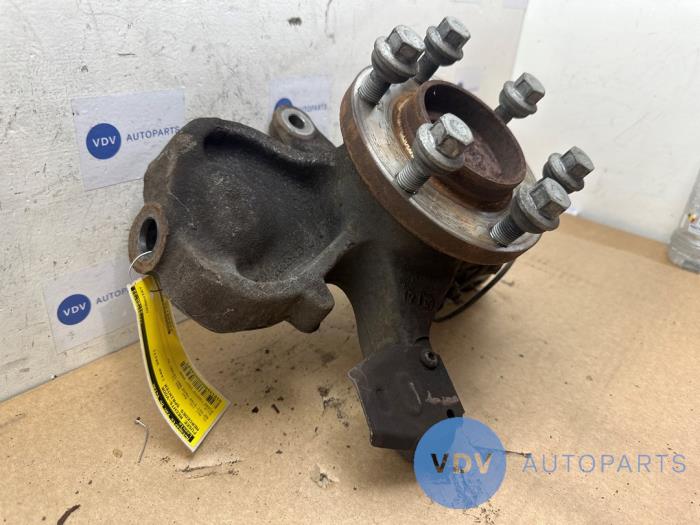 Knuckle, front right Mercedes Sprinter