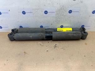 Gebruikte Schokbreker set Mercedes Sprinter 3,5t (906.63) 314 CDI 16V Prijs € 60,50 Inclusief btw aangeboden door Autoparts Van De Velde