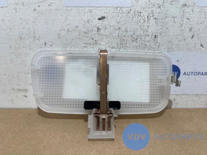 Oswietlenie wewnetrzne przód Mercedes Sprinter