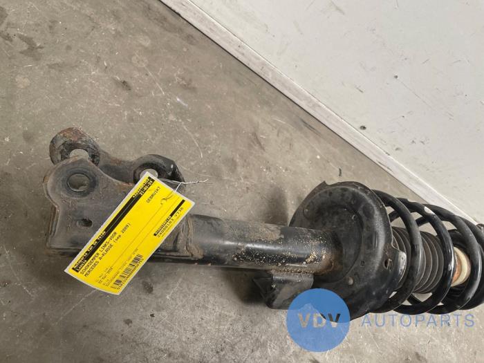 Amortyzator wstrzasów lewy przód Mercedes A-Klasse