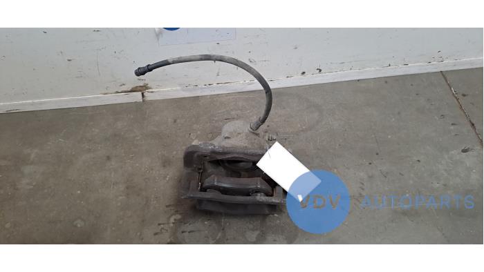 Etrier de frein (pince) avant gauche Mercedes C-Klasse