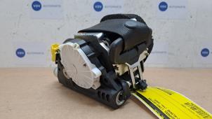 Gebruikte Veiligheidsgordel links-achter Mercedes C (W204) 2.2 C-200 CDI 16V Prijs € 60,50 Inclusief btw aangeboden door Autoparts Van De Velde