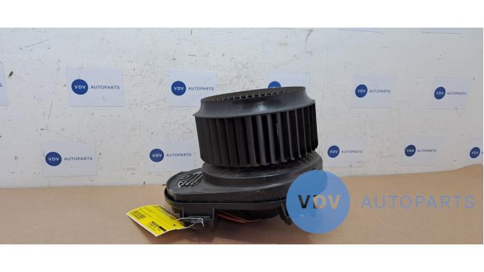 Moteur de ventilation chauffage Mercedes GLA-Klasse