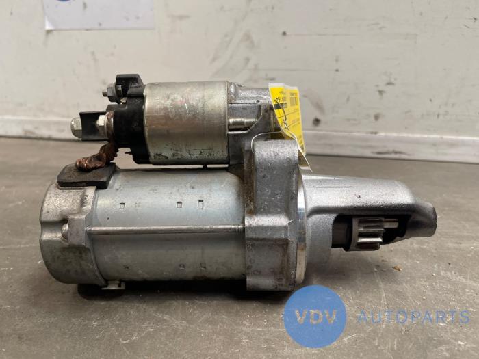 Starter Mercedes GLA