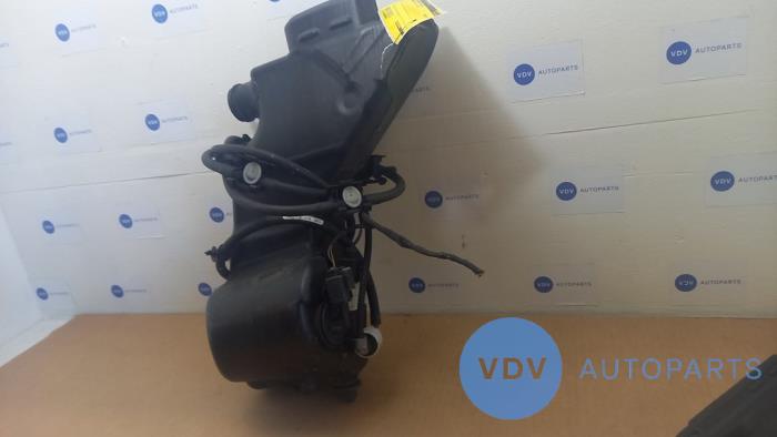 Réservoir lave-glace avant Mercedes EQC