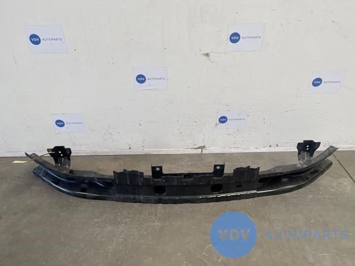 Chassis bar, front Mercedes Vito