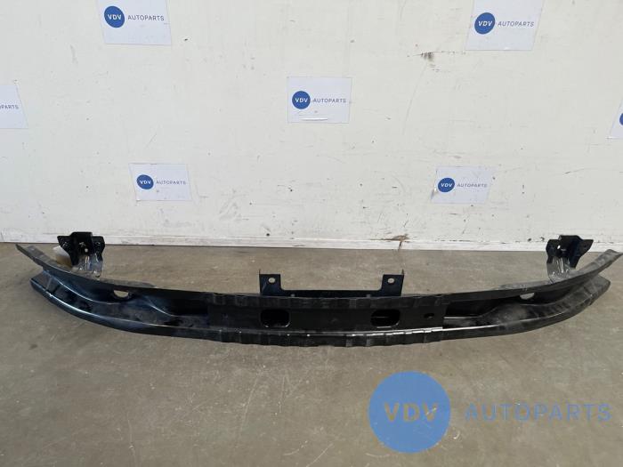 Chassis bar, front Mercedes Vito