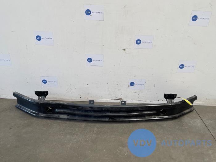 Chassis bar, front Mercedes Vito