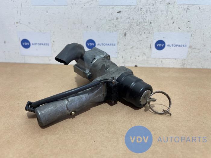 Cerradura de contacto y llave Mercedes 190E/D