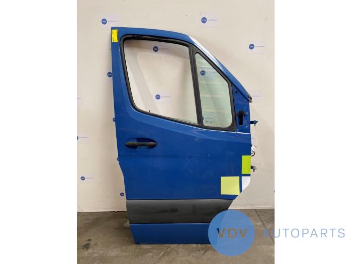 Door 2-door, right Mercedes Sprinter