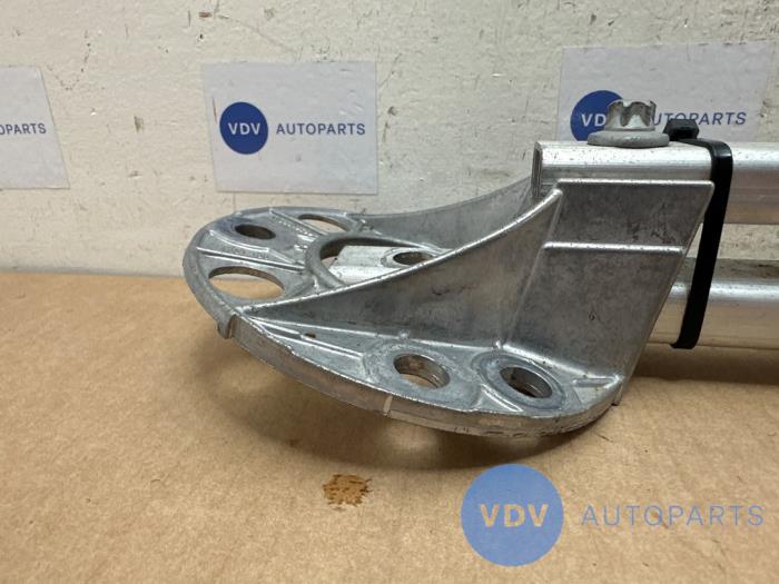 Support (divers) Mercedes GLE