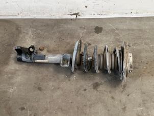 Gebruikte Schokdemper rechts-voor Mercedes E Estate (S212) E-220 CDI 16V BlueEfficiency Prijs € 78,65 Inclusief btw aangeboden door Autoparts Van De Velde