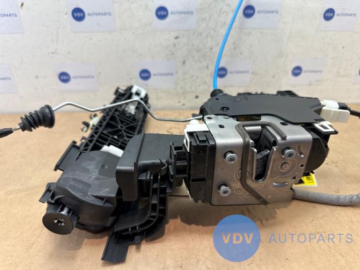 Door lock mechanism 4-door, front left Mercedes A-Klasse