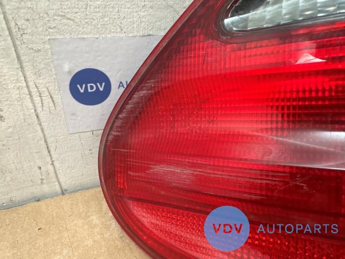 Feu arrière gauche Mercedes E-Klasse