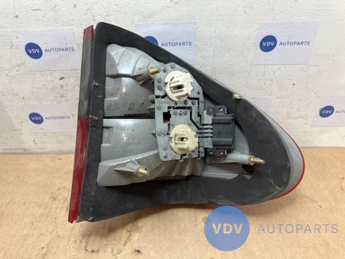 Luz trasera izquierda Mercedes E-Klasse