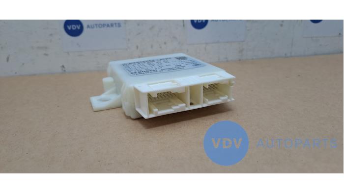 Parking assist computer Mercedes E-Klasse