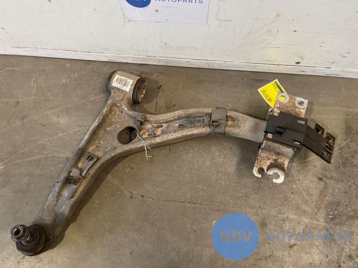 Querlenker links vorne Mercedes B-Klasse