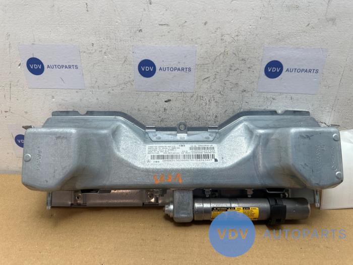 Knie airbag Mercedes E-Klasse