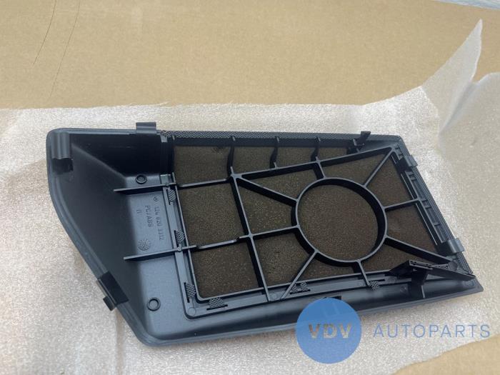 Divers Mercedes E-Klasse