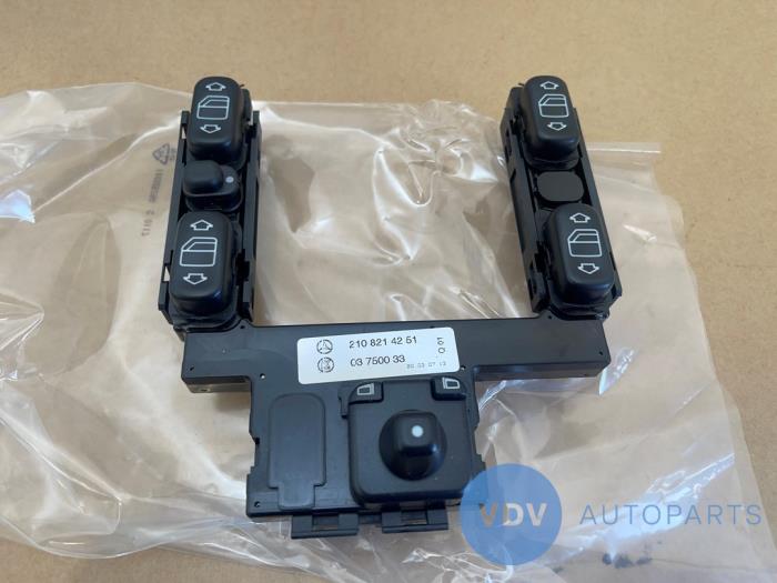 Multi-functional window switch Mercedes E-Klasse