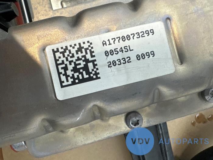 Silnik elektryczny samochodu elektrycznego Mercedes A-Klasse