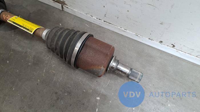 Aandrijfas links-voor Mercedes Vito