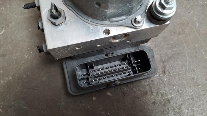 ABS Pumpe Mercedes CLA