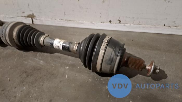 Aandrijfas rechts-voor Mercedes CLA