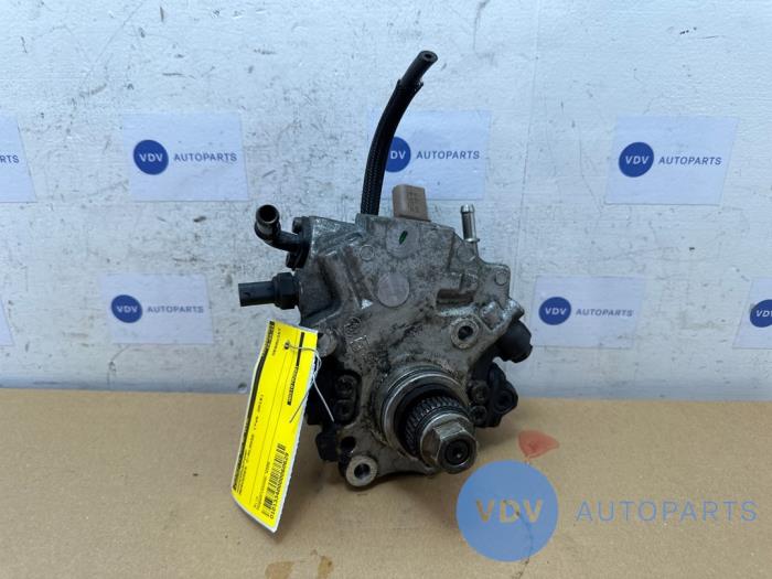 High pressure pump Mercedes C-Klasse