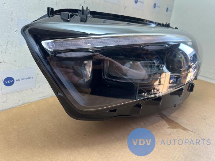 Reflektor lewy Mercedes A-Klasse