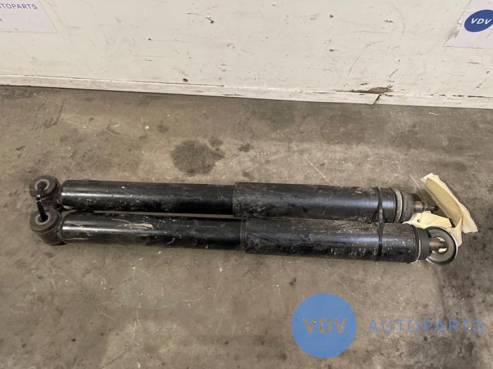 Shock absorber kit Mercedes G-Klasse