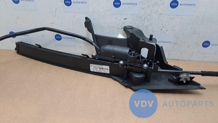 Rollladenführung rechts Mercedes E-Klasse