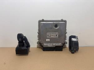 Gebruikte Contactslot + computer Mercedes Vito (447.6) 1.6 111 CDI 16V Prijs € 363,00 Inclusief btw aangeboden door Autoparts Van De Velde