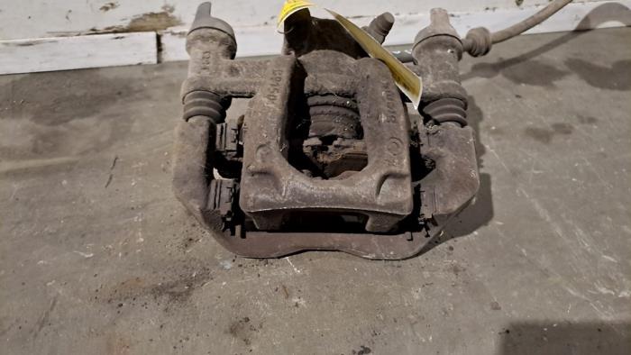 Pinza de freno derecha detrás Mercedes Vito