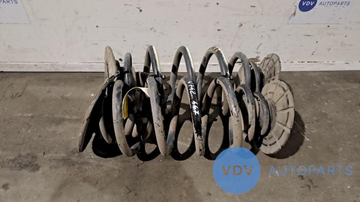 Rear coil spring Mercedes Vito