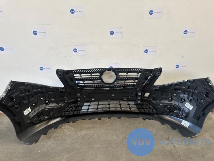 Pare-chocs avant Mercedes Vito