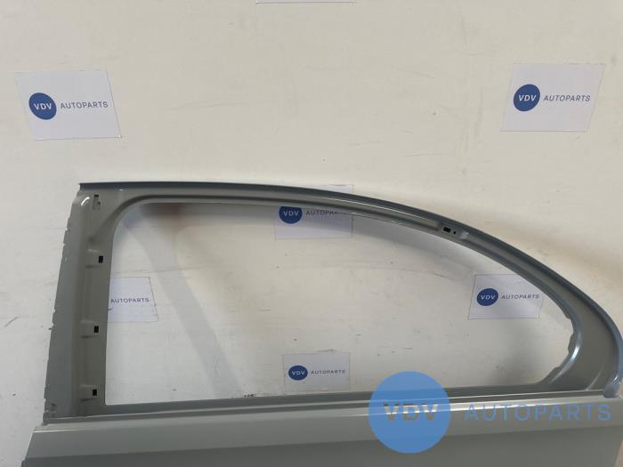 Drzwi lewe tylne wersja 4-drzwiowa Mercedes C-Klasse