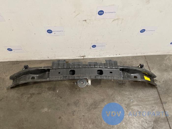 Chassis bar, front Mercedes Vito