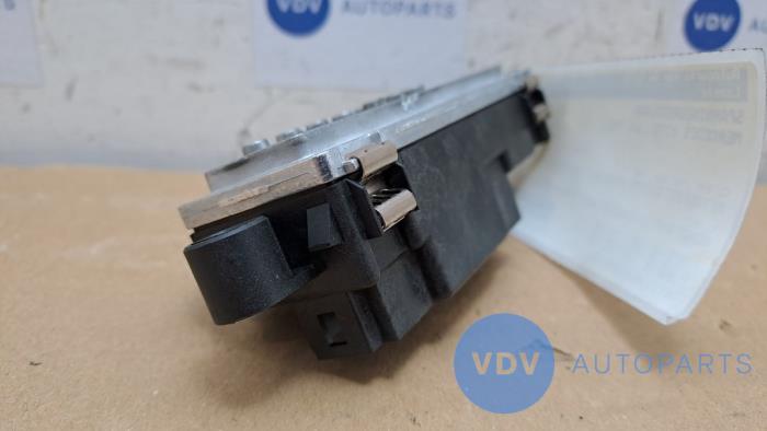 Voltage regulator Mercedes Vito