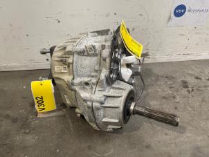 Gebruikte Tussenbak 4x4 Mercedes C (W205) C-220 d 2.2 16V 4-Matic Prijs € 726,00 Inclusief btw aangeboden door Autoparts Van De Velde