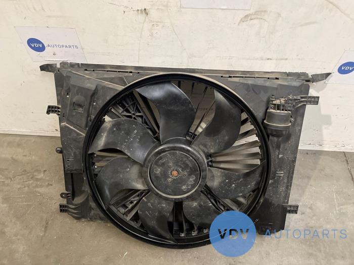 Ventilateur de refroidissement moteur Mercedes C-Klasse