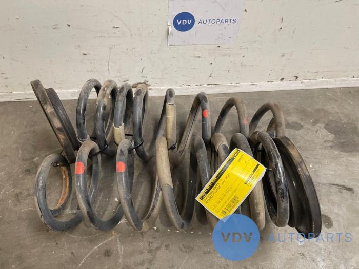 Rear coil spring Mercedes X-Klasse