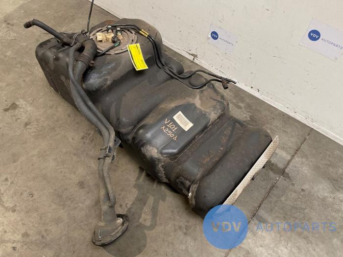 Réservoir de carburant Mercedes X-Klasse