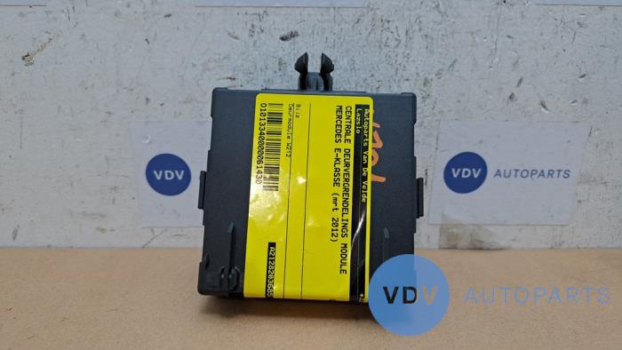 Módulo de cierre centralizado Mercedes E-Klasse